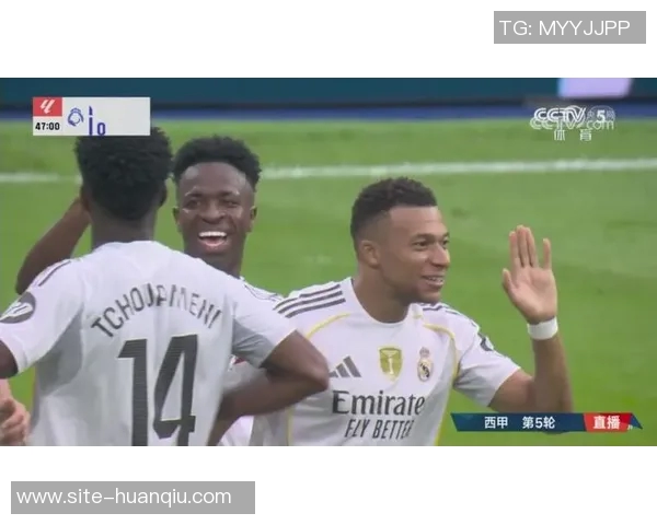 姆巴佩第一时间祝贺维尼修斯获MVP展现体育精神与友谊